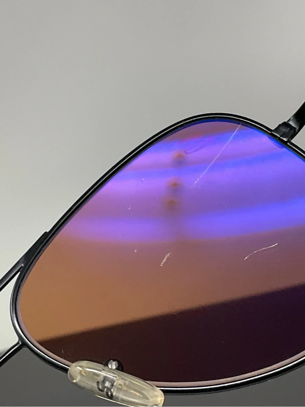 Serengeti Sunglasses Small Aviator photochromic polarized 6889 some scratches